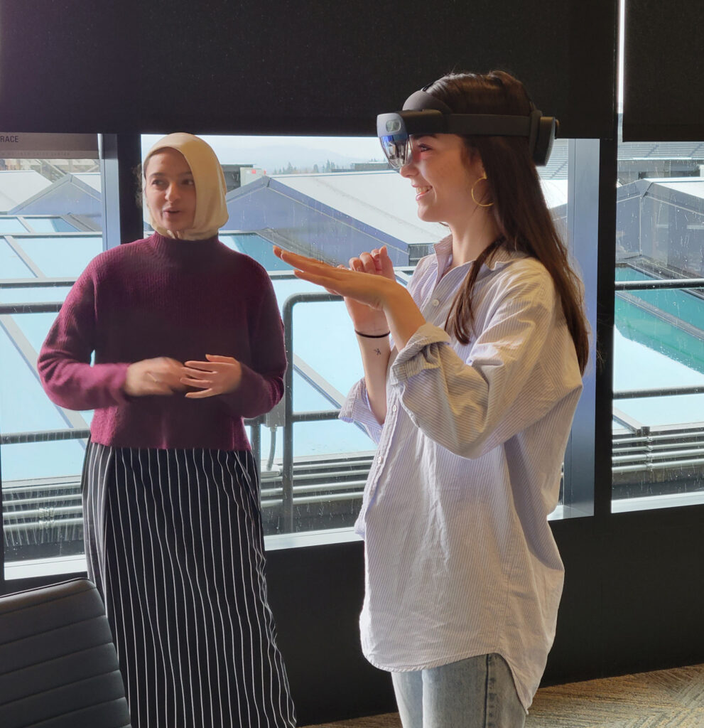 Erna Krnjic uses a Hololens2 at AR/VR Demo Day, March 2023